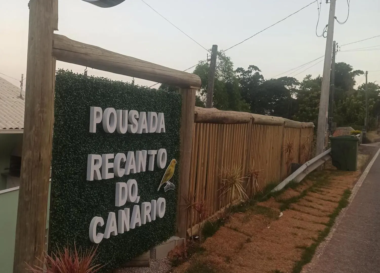 Pousada Recanto Do Canario 3 Governador Celso Ramos